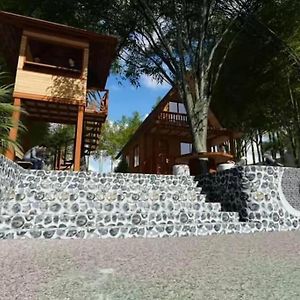 Villa Beach Front Cabin With Treehouse Bulata Exterior photo