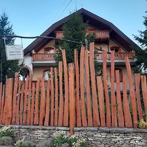 Bed and Breakfast Morvai Panzio Mogyoród Exterior photo