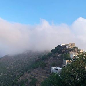 Villa Cloud House On Nisyros Emporeiós Exterior photo