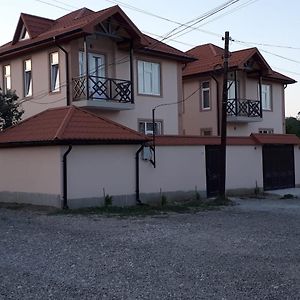 Ferienwohnung Vip House Qusar Exterior photo