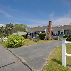 Villa Cape Cod Escape With Yard, 1 Mi To Beach West Dennis Exterior photo