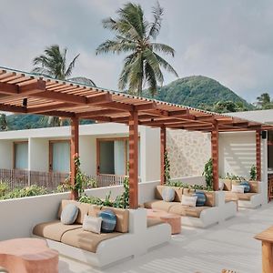 Boni Beach Lombok Boutique Hotel & Villas Selong Belanak Exterior photo