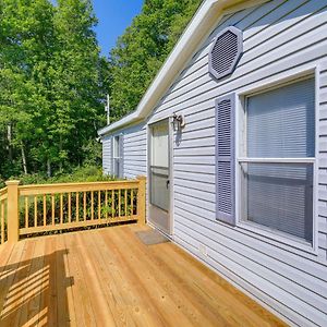 Serene Home 2 Decks, 3 Mi to Blue Ridge Pkwy Willis Exterior photo