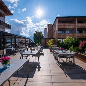 Hotel Der Dolomitenhof - Tristach Lienz Exterior photo