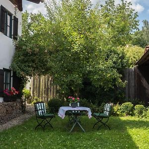 Ferienwohnung Historisches Refugium In Der Altstadt Von Ebersberg Exterior photo