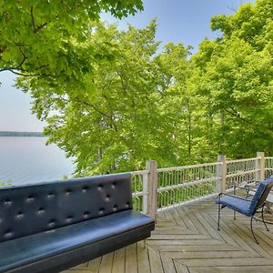 Villa Lockes Glen - Lakefront Geneva Getaway With Dock! Exterior photo