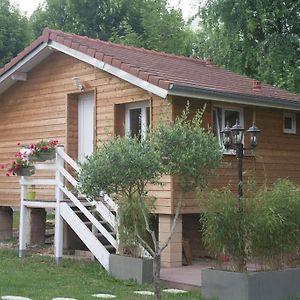 Villa Au Bord De L'Oise Auvers-sur-Oise Exterior photo