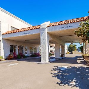 Surestay Hotel By Best Western Camarillo Exterior photo