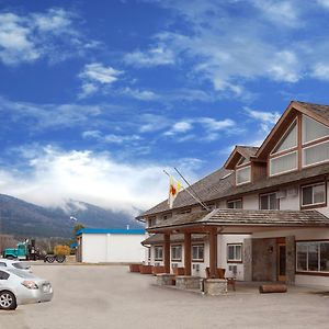 Hotel Super 8 By Wyndham Valemount Exterior photo