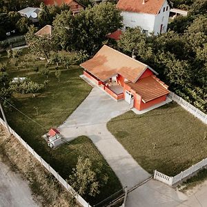 Villa Vikendica Castanea Banja Zdrelo Opština Opština Petrovac na Mlavi Exterior photo