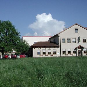 Hotel Gaestehaus Stephanie Ilbesheim Exterior photo