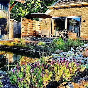 Ferienwohnung The Barn - Aurora Hoeve - Loft Met Jacuzzi Oldekerk Exterior photo