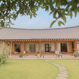 Hotel Daoljae Hanok Pension Suncheon Exterior photo