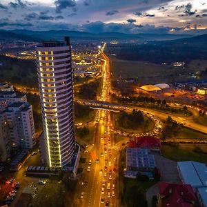 Ferienwohnung Ma Housing West Tower - 14Th, 13Th, 12Th, 9Th Floor Cluj-Napoca Exterior photo