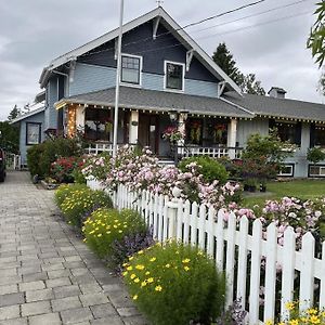 Bed and Breakfast The Hazelhouse Chilliwack Exterior photo