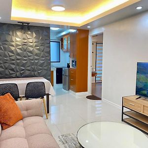 Modern 1Br With King Bed Beside Sm Mall Davao Stadt Exterior photo