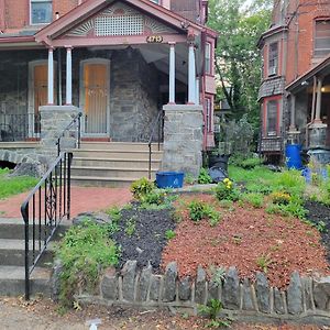 A Victorian Home Philadelphia Exterior photo