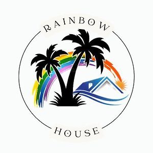 Villa Rainbow House León Exterior photo