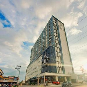 Uma Hotel And Residences Naga  Exterior photo