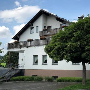 Hotel Gaestehaus Rehwinkel Allenbach Exterior photo