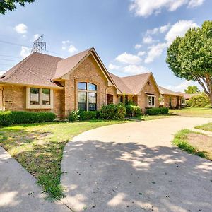 Villa Charming Texas Escape, Near Cedar Hill State Park! Duncanville Exterior photo