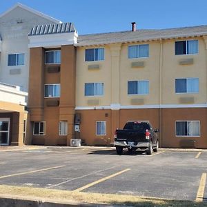 Quail Springs Inn & Suites Oklahoma Stadt Exterior photo