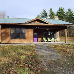 Gasthaus An Adirondack Getaway Keeseville Exterior photo