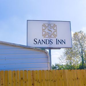 Sands Inn Winnie Exterior photo