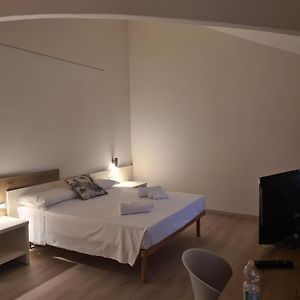 Simona Rooms Apartments Portocannone Exterior photo