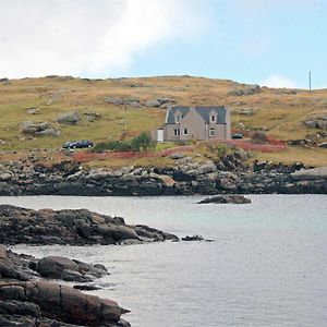 Villa 3 Bed In Isle Of Barra Ca295 Earsairidh Exterior photo