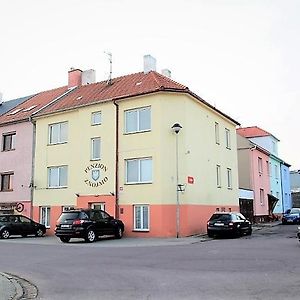 Hotel Penzion Znojmo Exterior photo