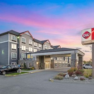 Best Western PLUS Peppertree Inn at Omak Exterior photo