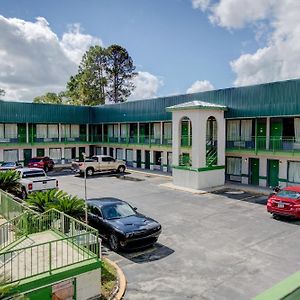 OYO Hotel Douglas GA US-441 Exterior photo