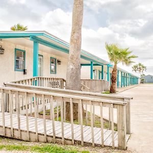 Hotel Captain'S Quarters Port O'Connor Exterior photo