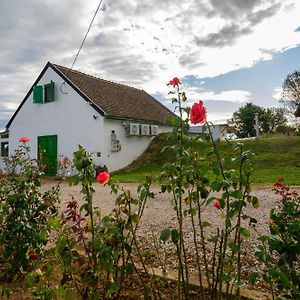 Ferienwohnung Joobarat Vendeghaz Siklós Exterior photo