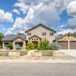 Villa Rolling Rock Concan Exterior photo