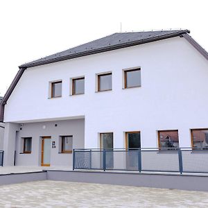 Ferienwohnung Rezidence Petra Voka Třeboň Exterior photo