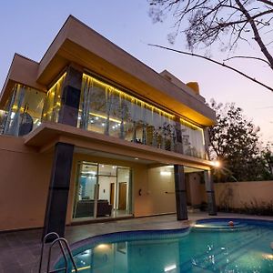 Villa Exotica By Jadecaps Pvt Pool & Projector Denkanikottai Exterior photo