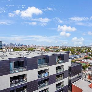 Ovation - Central Footscray Apt W Parking & Pool Melbourne City Exterior photo
