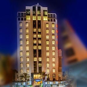 Bravo Royal Hotel Suites Kuwait City Exterior photo