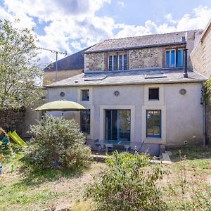 Villa Gite Chaleureux Bord De Loire : Proche Commerces, Terrasse, Velo, Ideal Couple/Famille - Fr-1-622-67 Ingrandes  Exterior photo