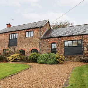 Villa The Barn Clatworthy Exterior photo