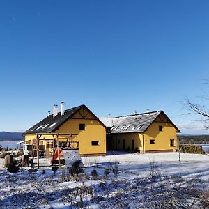 Ferienwohnung Apartman S Terasou A Vyhledem Na Jezero Lipno Kovářov Exterior photo