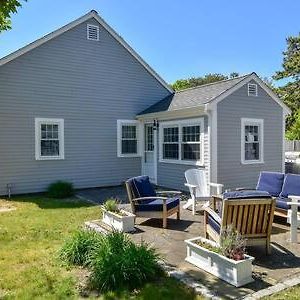 Villa Walk 100 Yards To Windmill Beach! Yarmouth Port Exterior photo