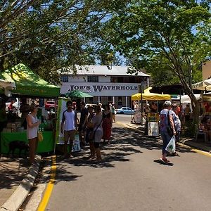 Joes Waterhole Hotel Eumundi Room photo