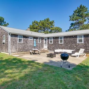 Villa Coastal Cape Cod Charmer Walk To Beach And Main St! West Dennis Exterior photo