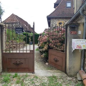 Villa Le Gite Le Miel Du Perigord Vert Dussac Exterior photo