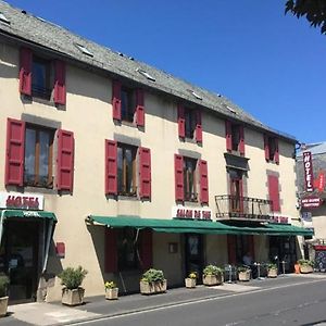 Hotel Aux Globe Trotters Murat  Exterior photo