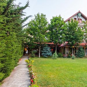 Semeen Hotel Kesta Todorovi Stara Sagora Exterior photo