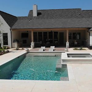Southern Lake - Luxury Home In Texarkana Exterior photo